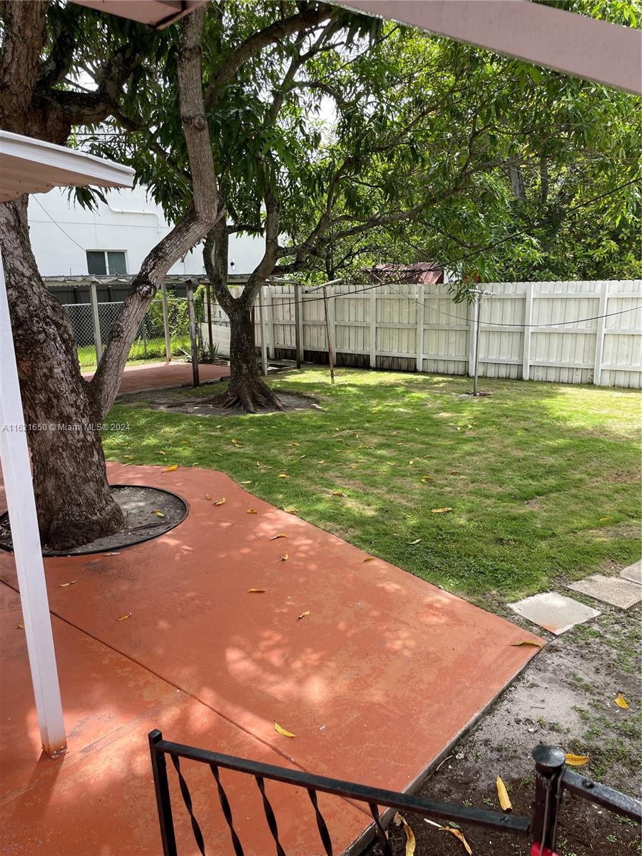 219 SW 26th Rd