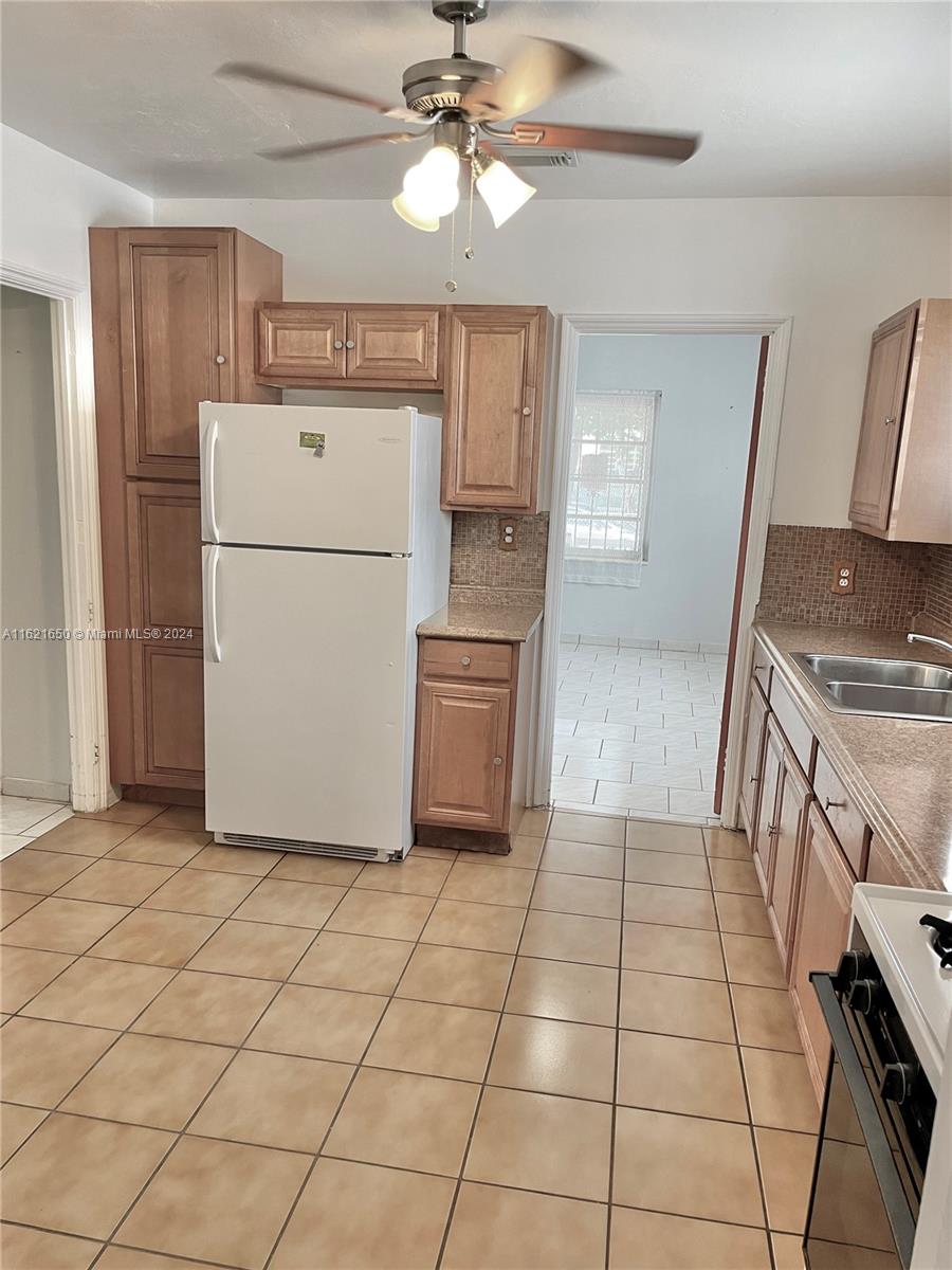 219 SW 26th Rd
