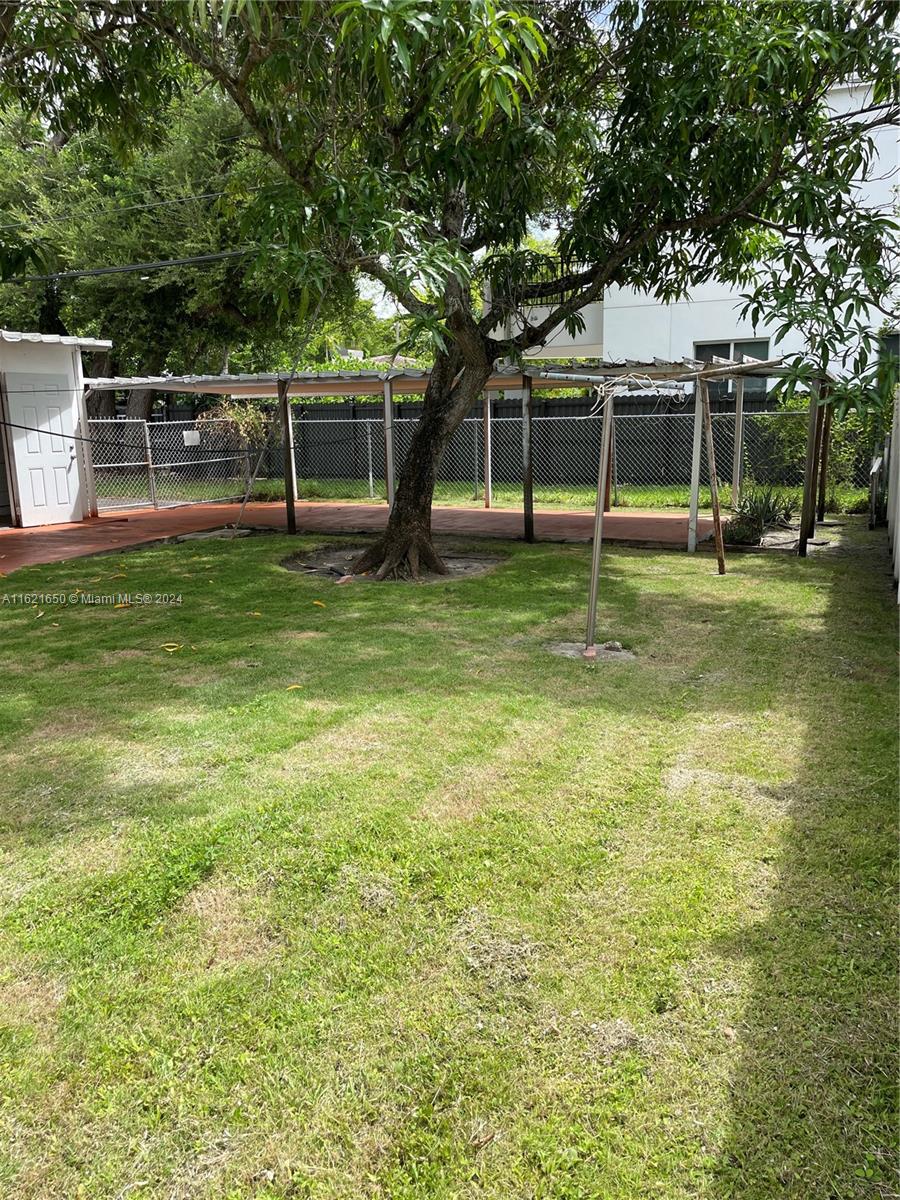 219 SW 26th Rd