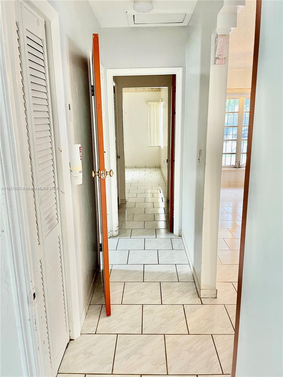 219 SW 26th Rd