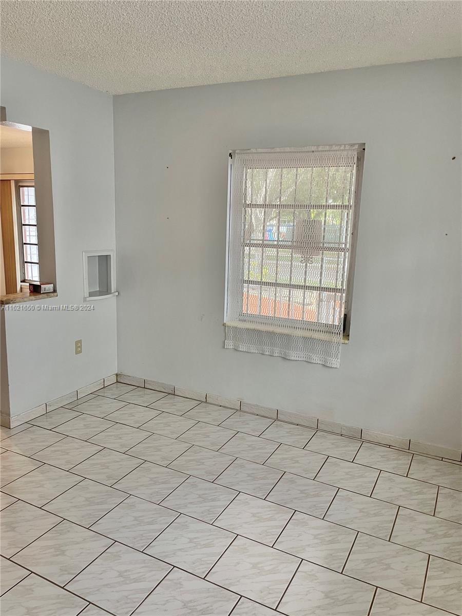219 SW 26th Rd