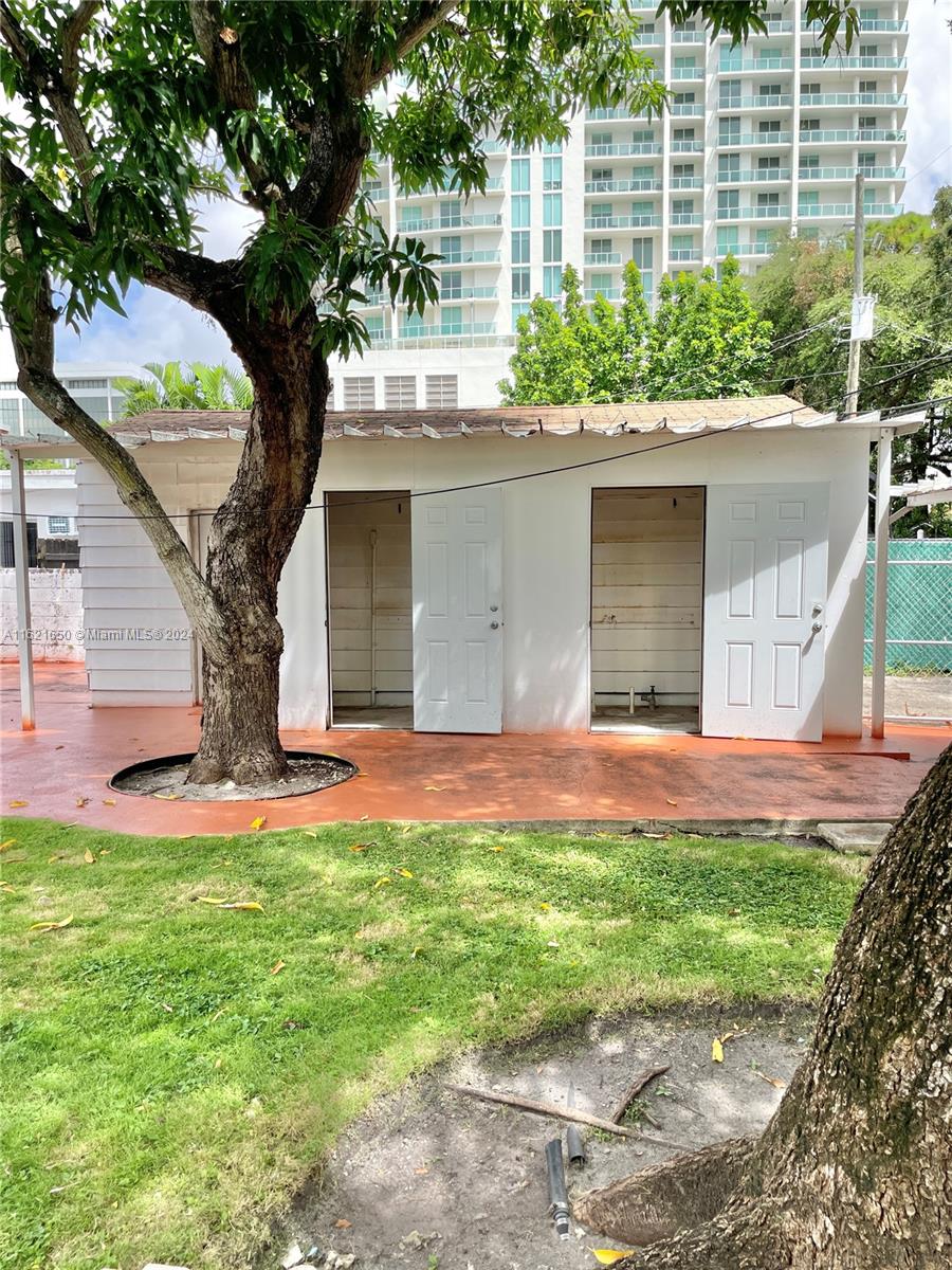 219 SW 26th Rd