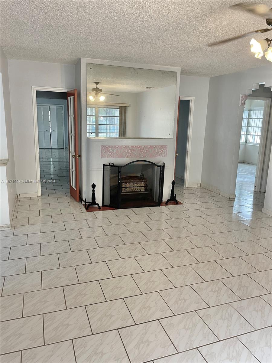 219 SW 26th Rd