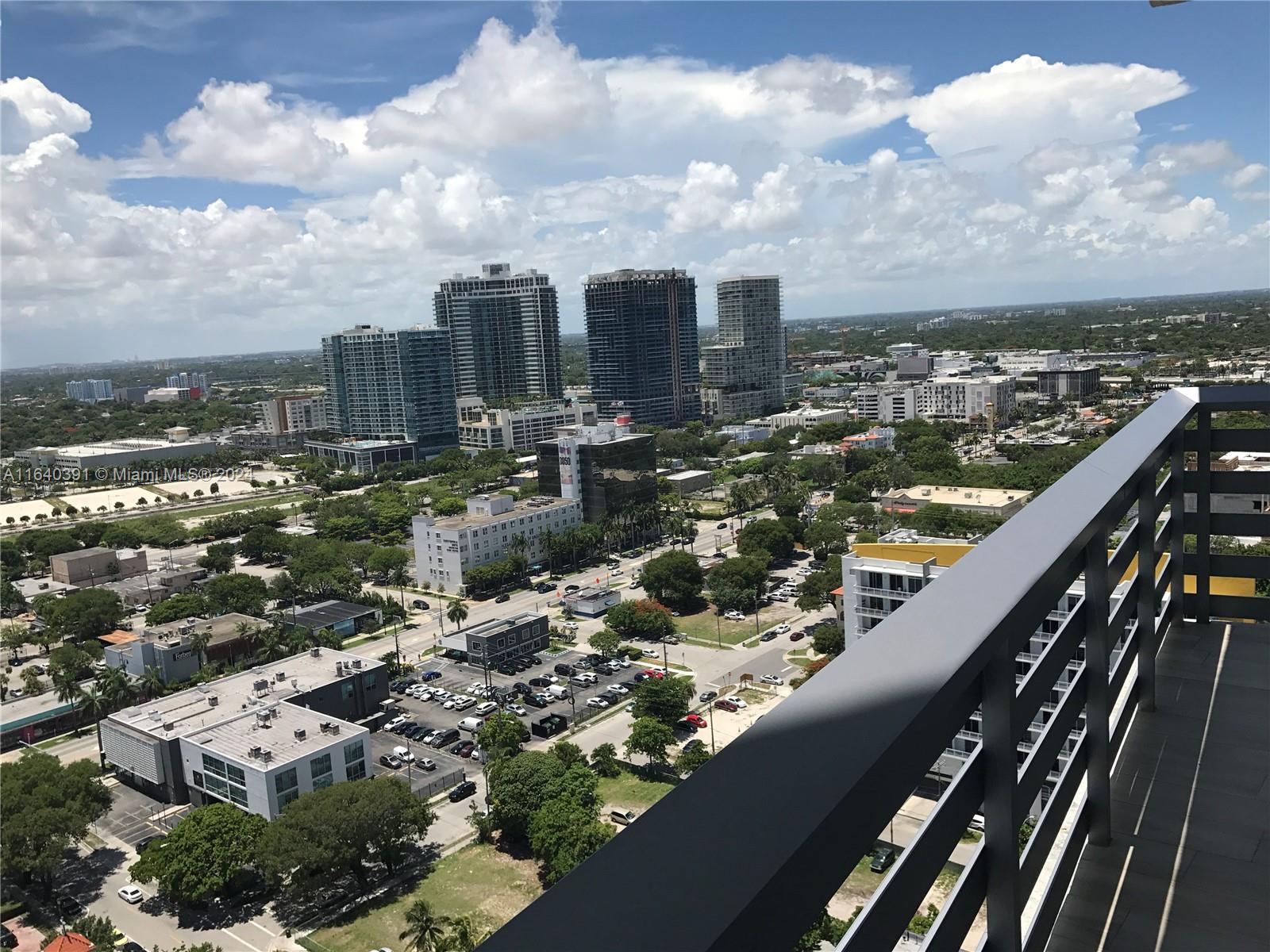 460 NE 28 ST # 2501