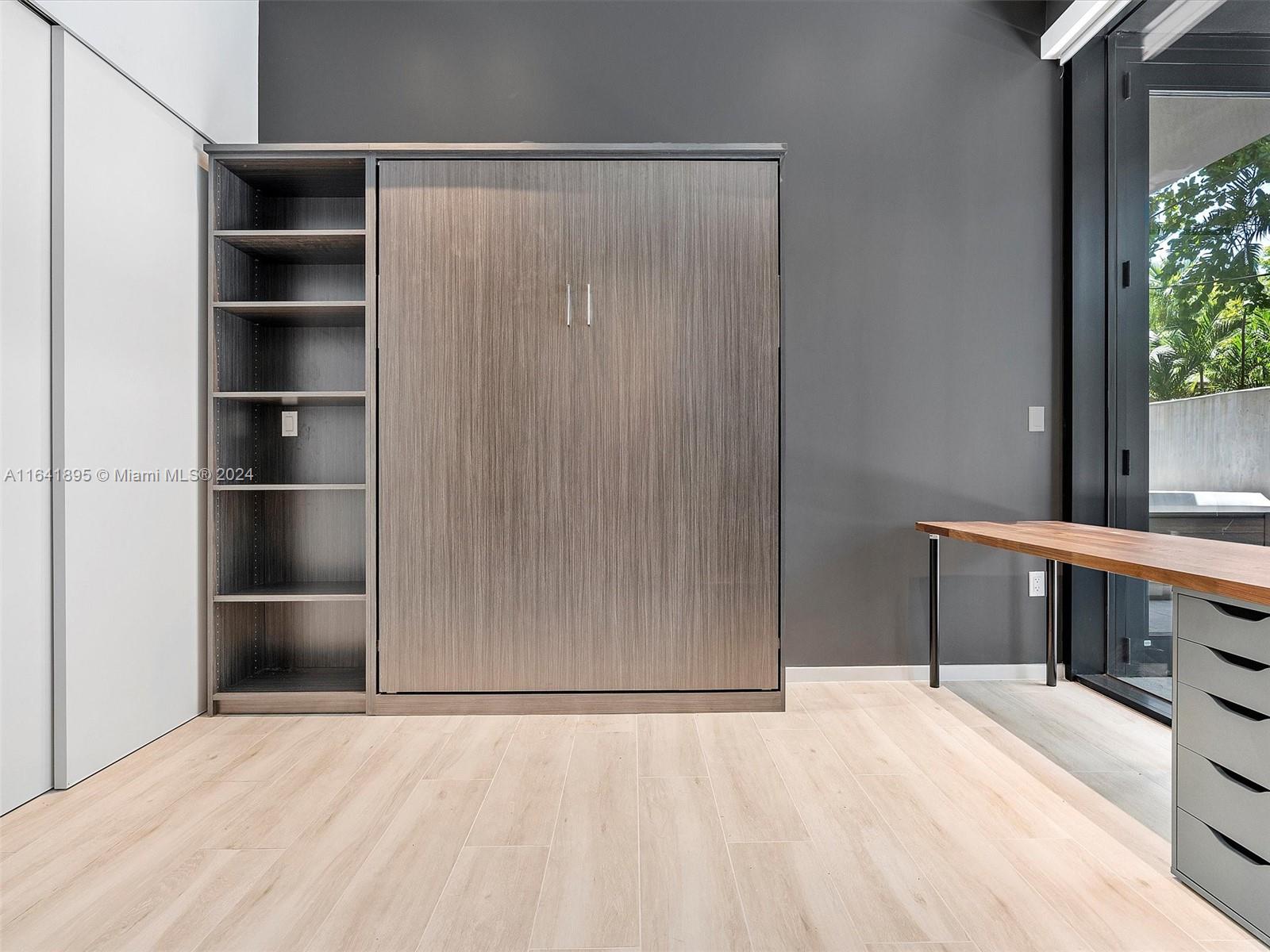 3156 SW 27th Ave # 101