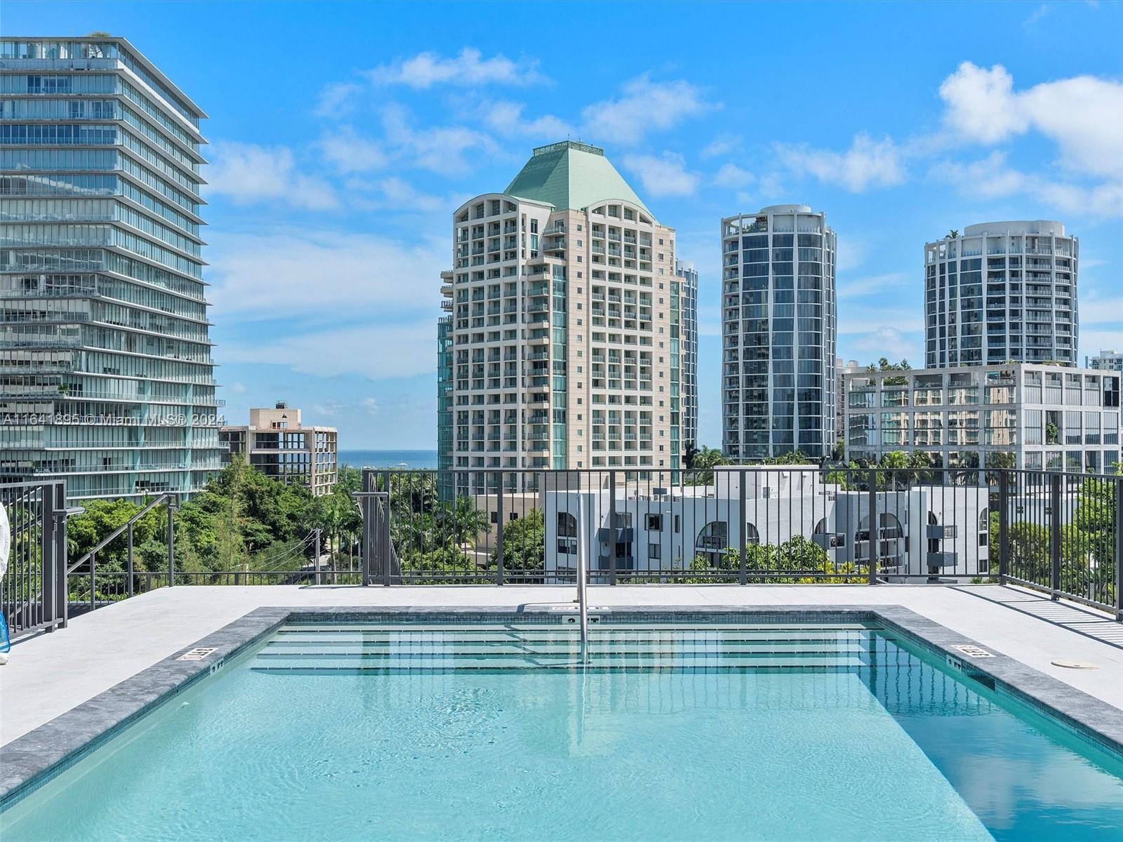 3156 SW 27th Ave # 101