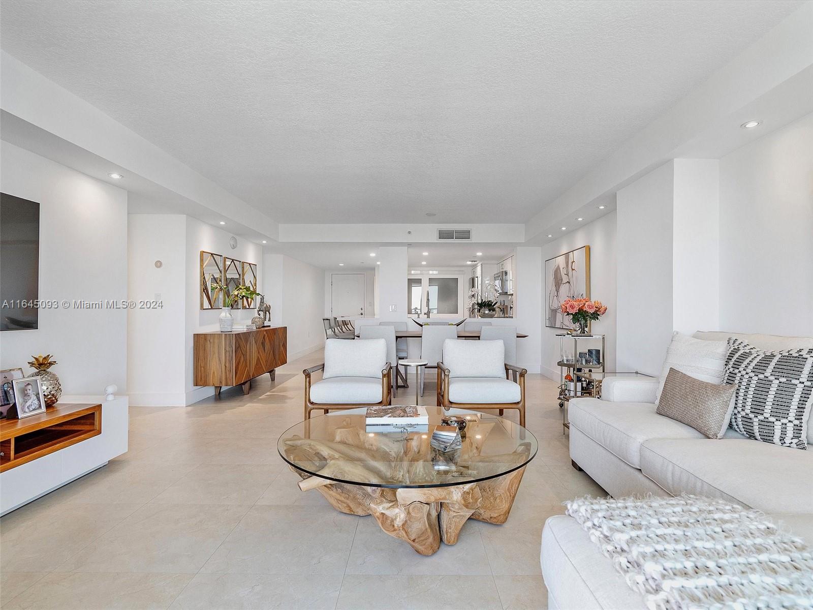 2101 Brickell Ave # 1801