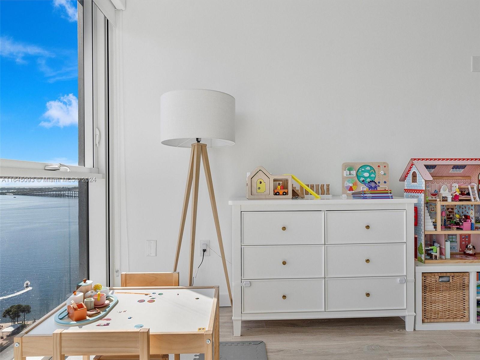 2101 Brickell Ave # 1801