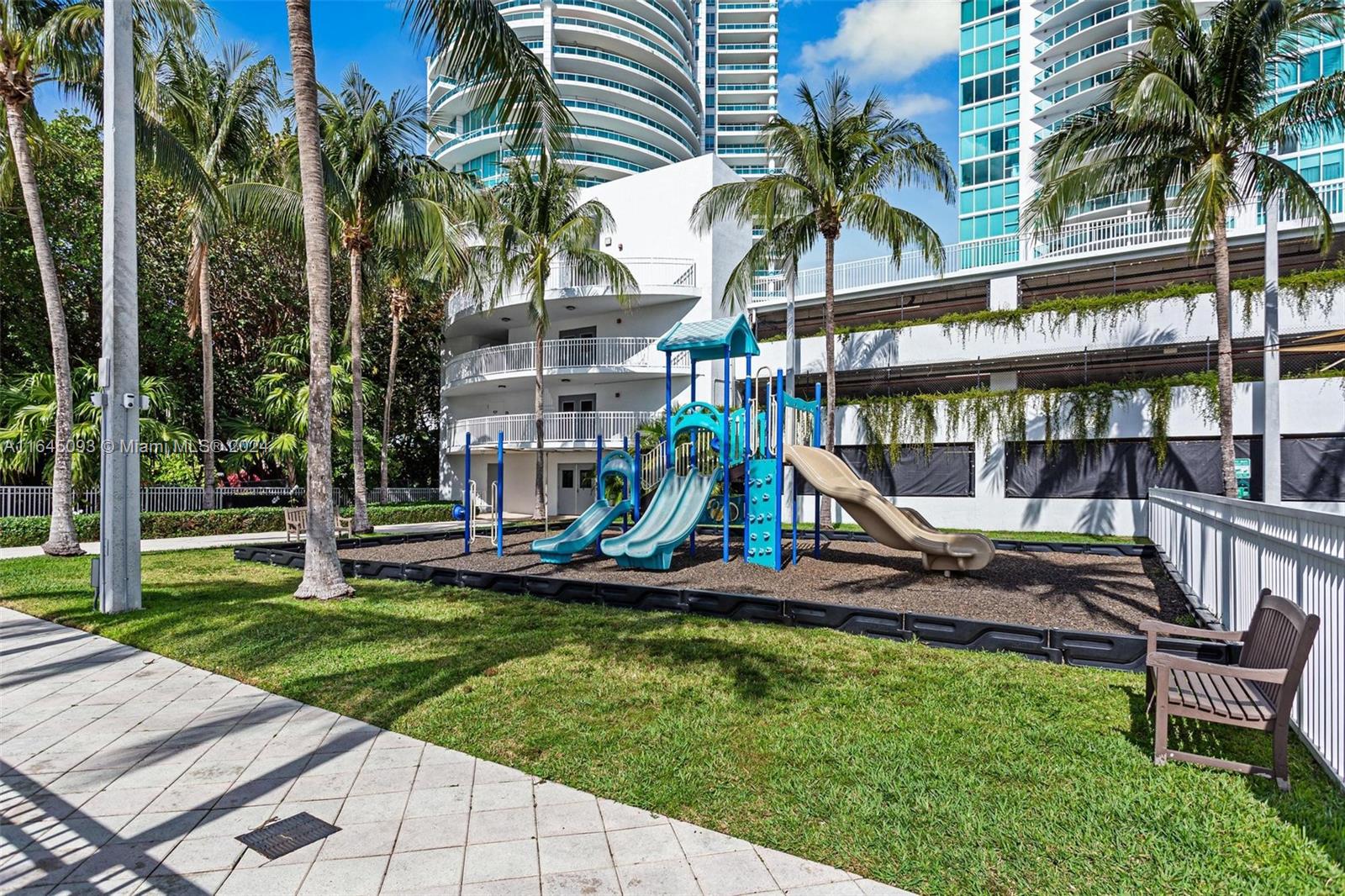 2101 Brickell Ave # 1801