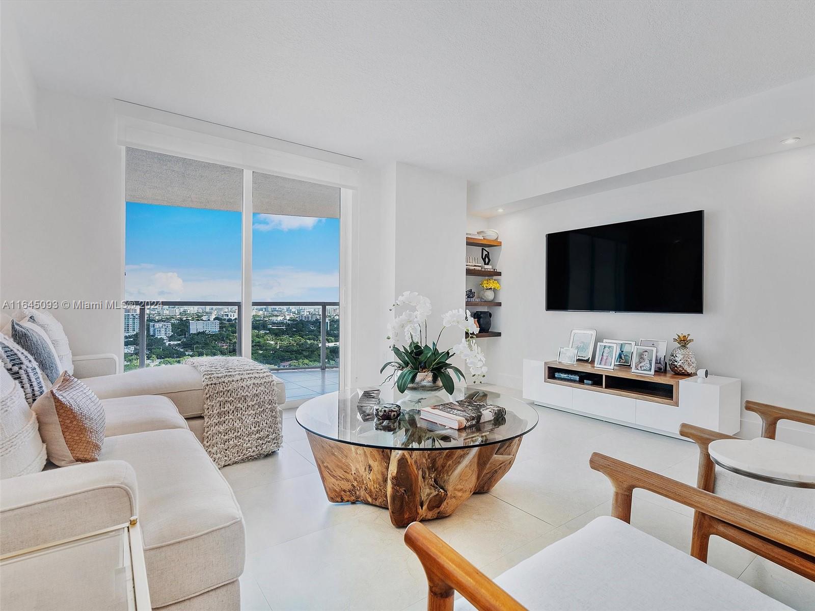 2101 Brickell Ave # 1801