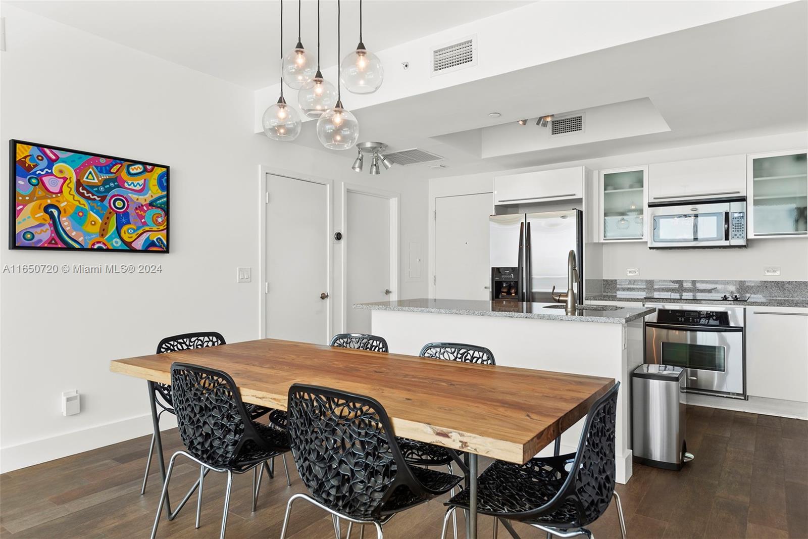 888 Biscayne Blvd # 1711