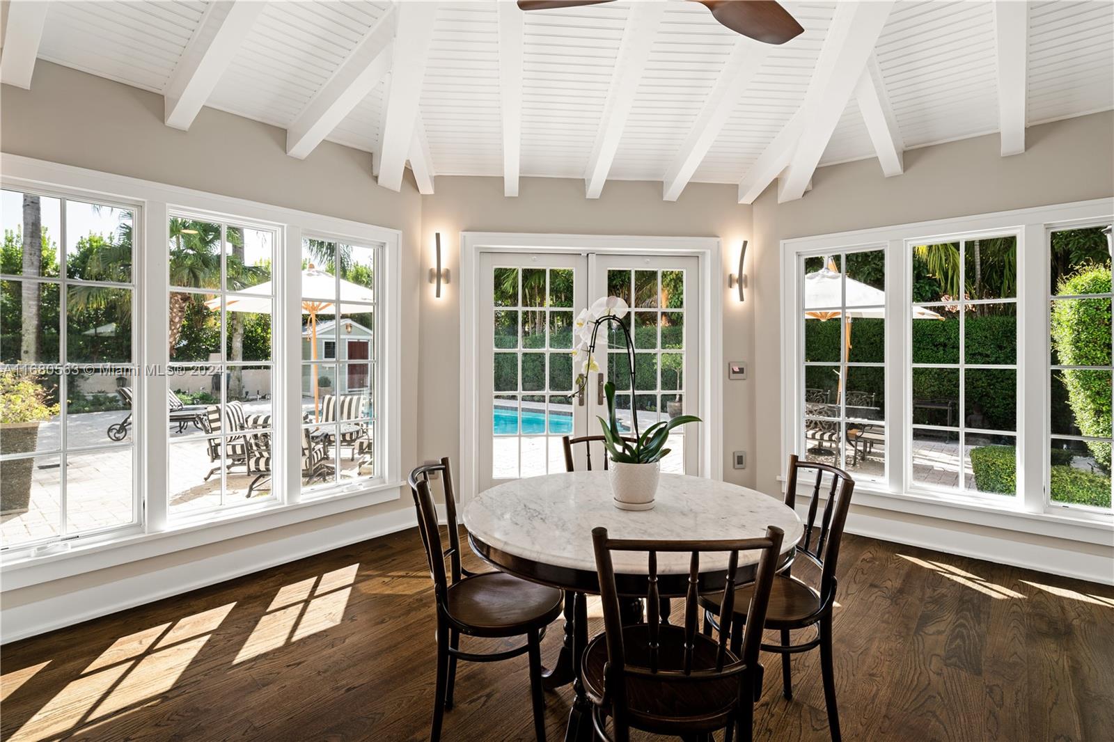 1706 Country Club Prado