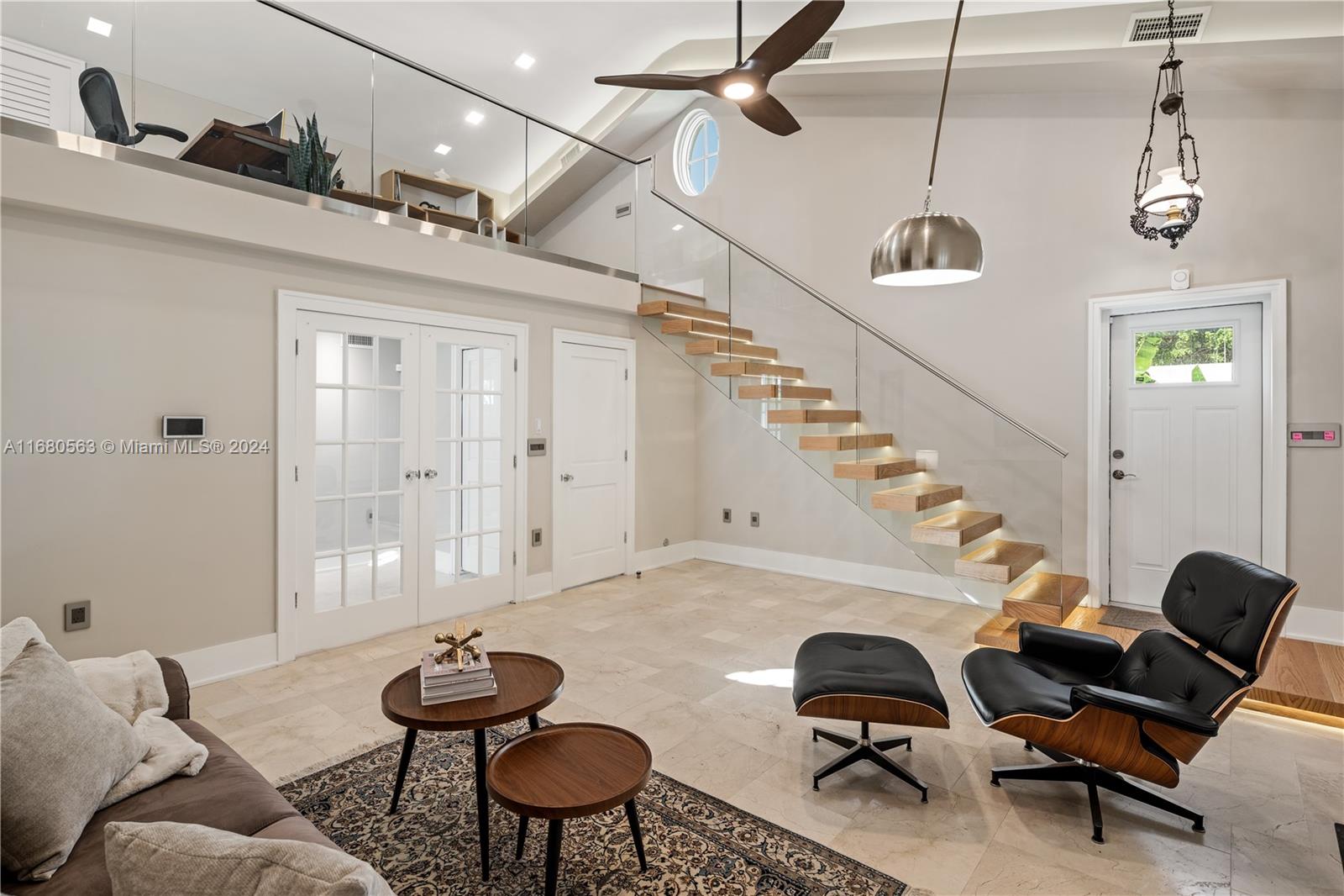 1706 Country Club Prado