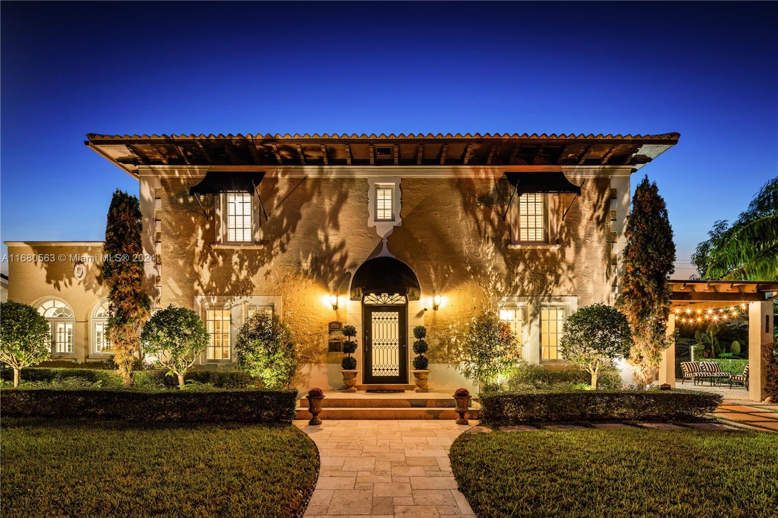 1706 Country Club Prado