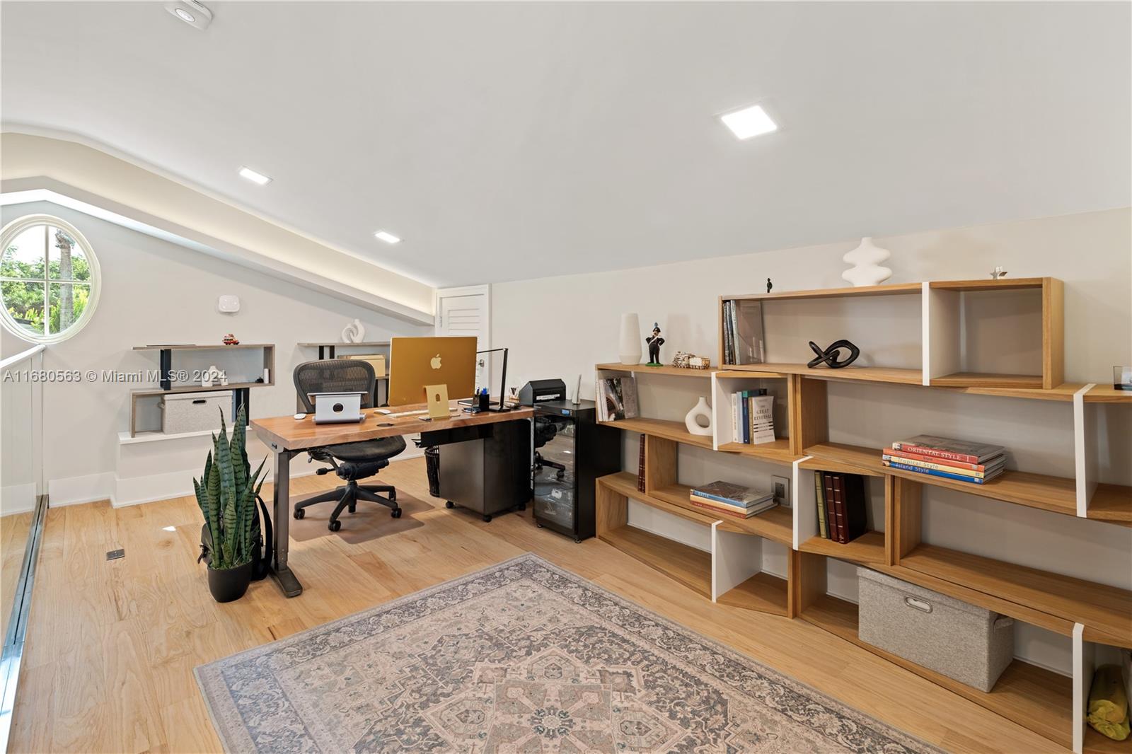 1706 Country Club Prado