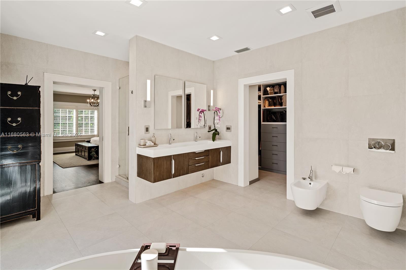 1706 Country Club Prado