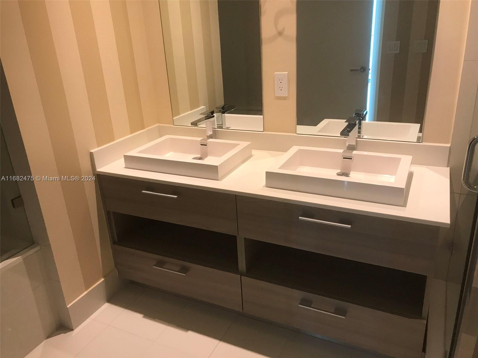 1300 S Miami Ave Unit: 3003