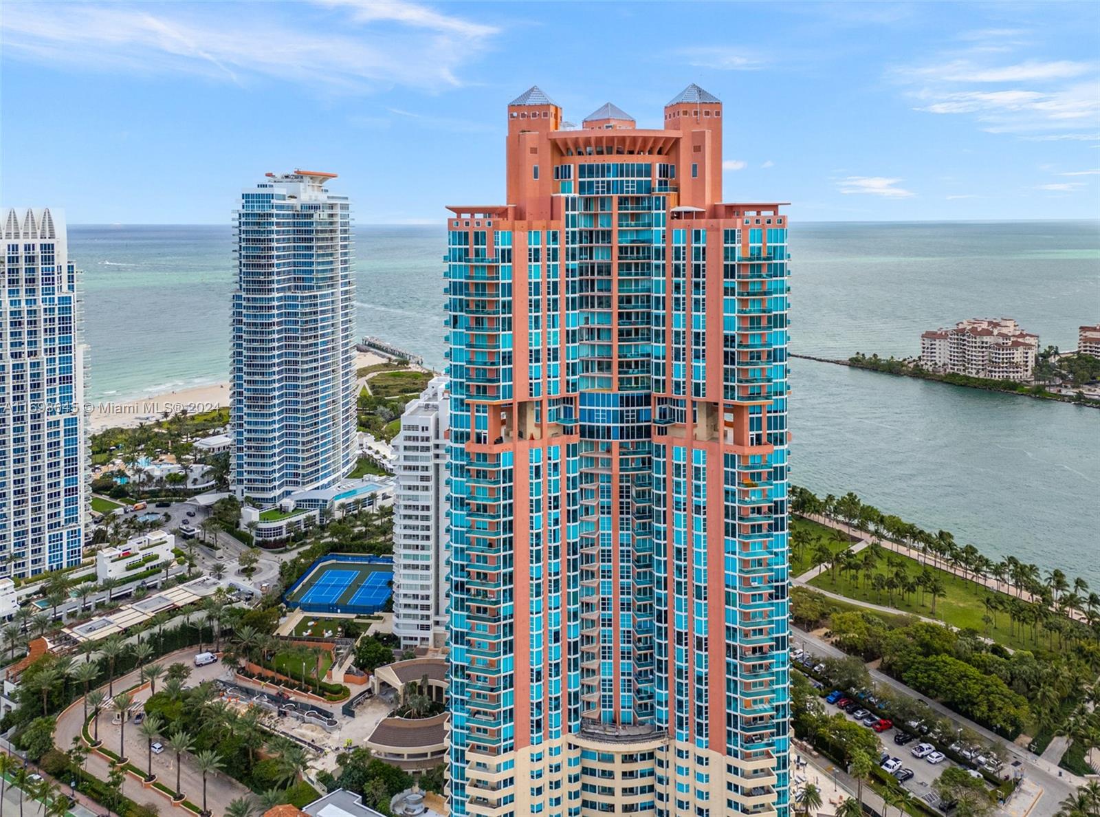 300 S Pointe Dr # 1901