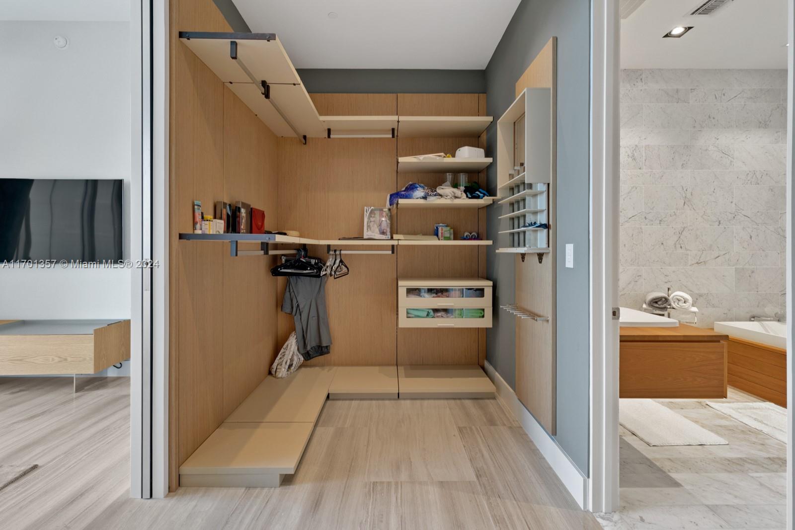 2669 S BAYSHORE DR # 502N