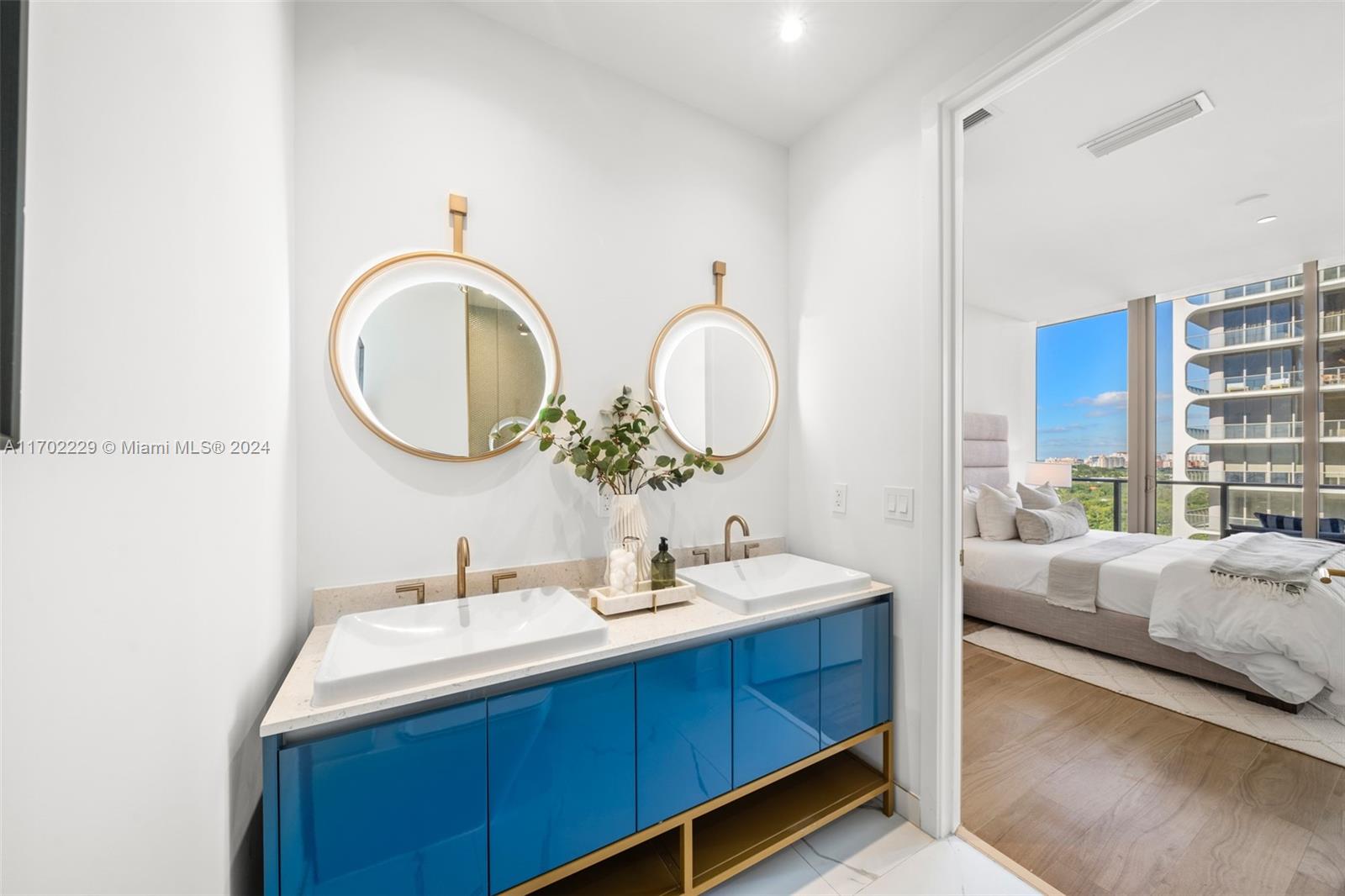 2655 S Bayshore Drive # 1109