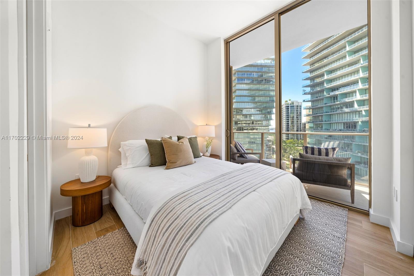 2655 S Bayshore Drive # 1109