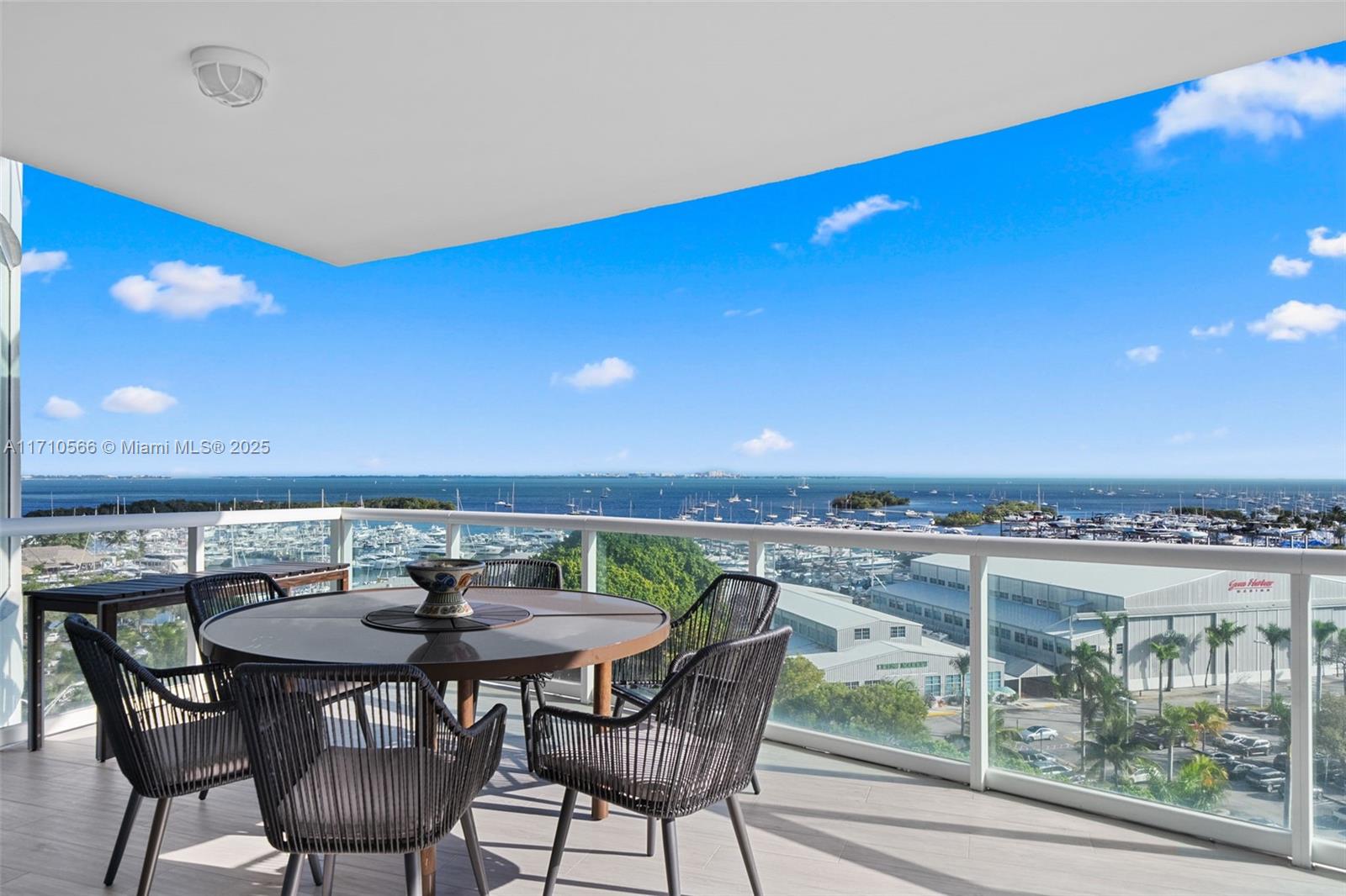 2645 S Bayshore Dr # 904