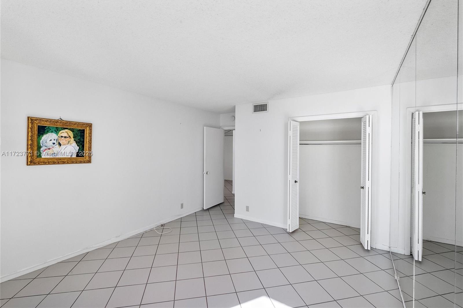 1111 Crandon Blvd # C906