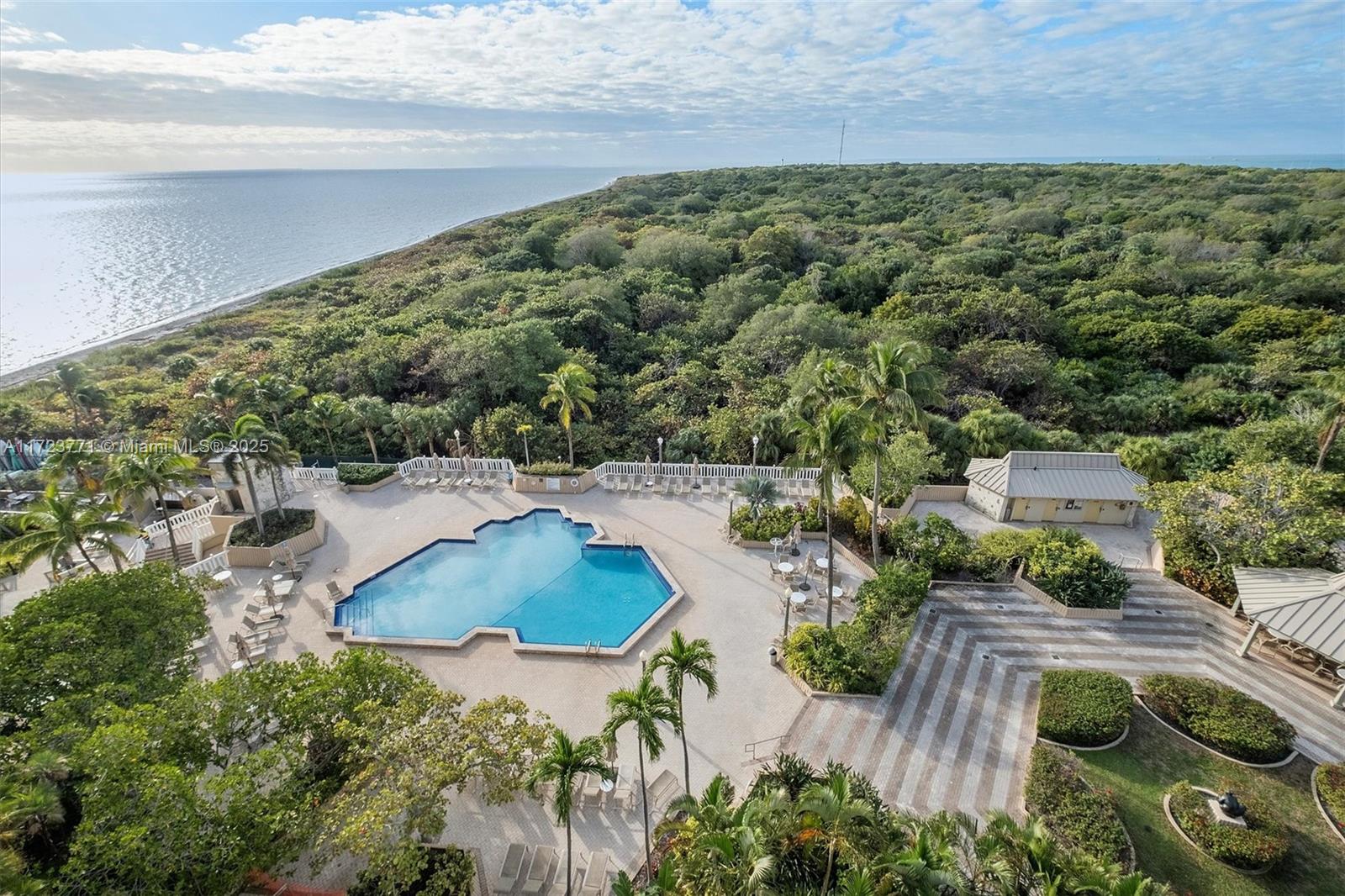 1111 Crandon Blvd # C906