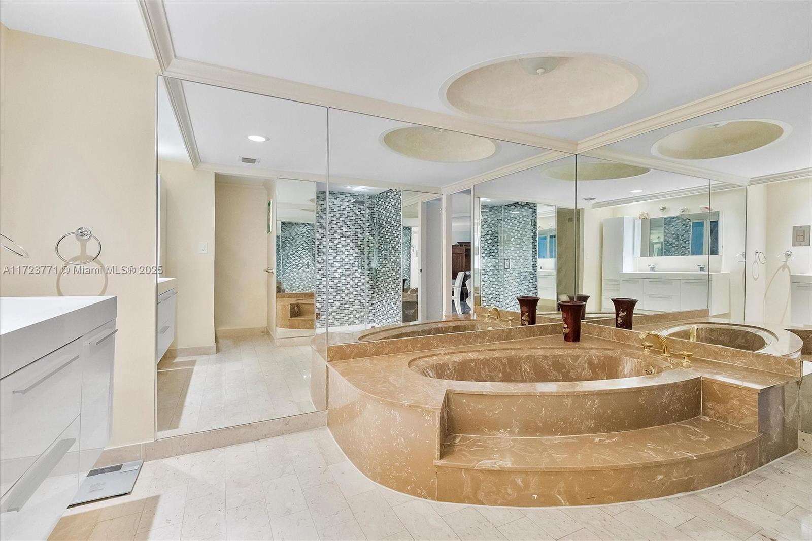 1111 Crandon Blvd # C906