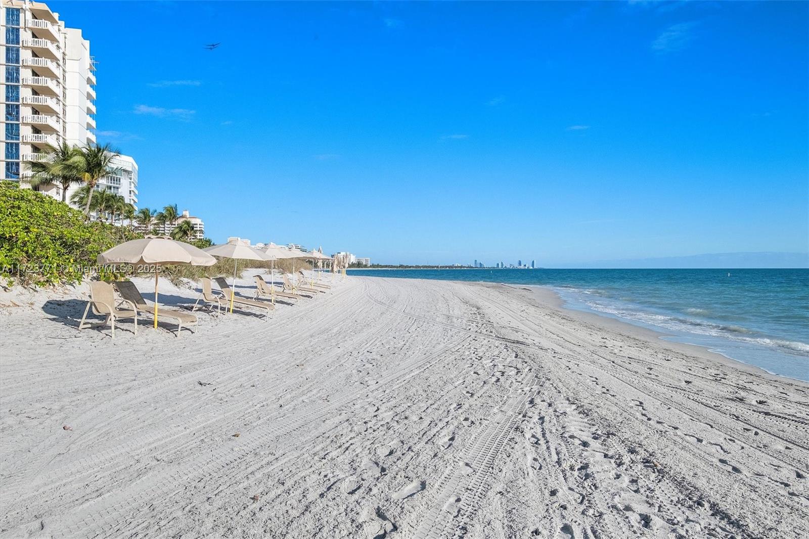 1111 Crandon Blvd # C906