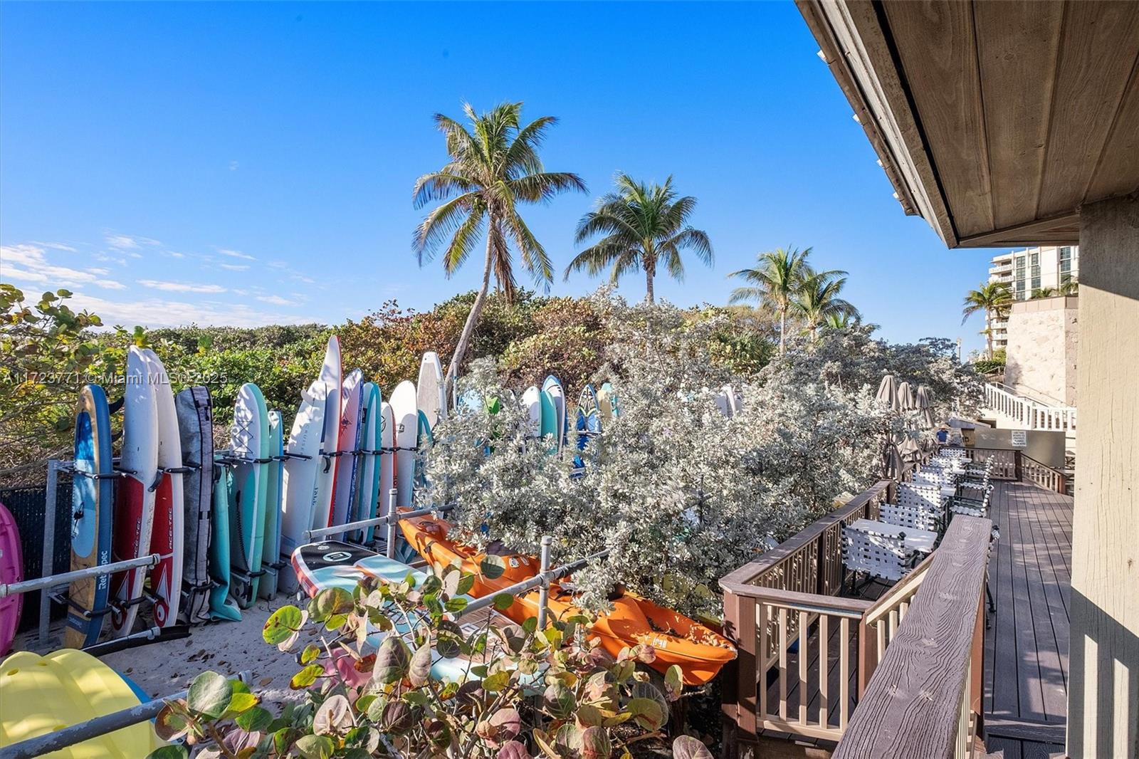 1111 Crandon Blvd # C906