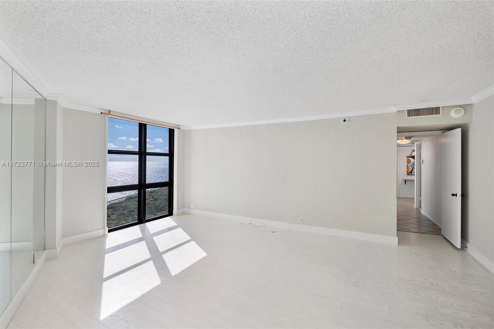 1111 Crandon Blvd # C906