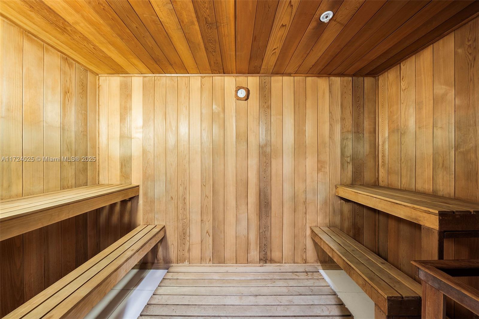 350 NE 24th St # 1104