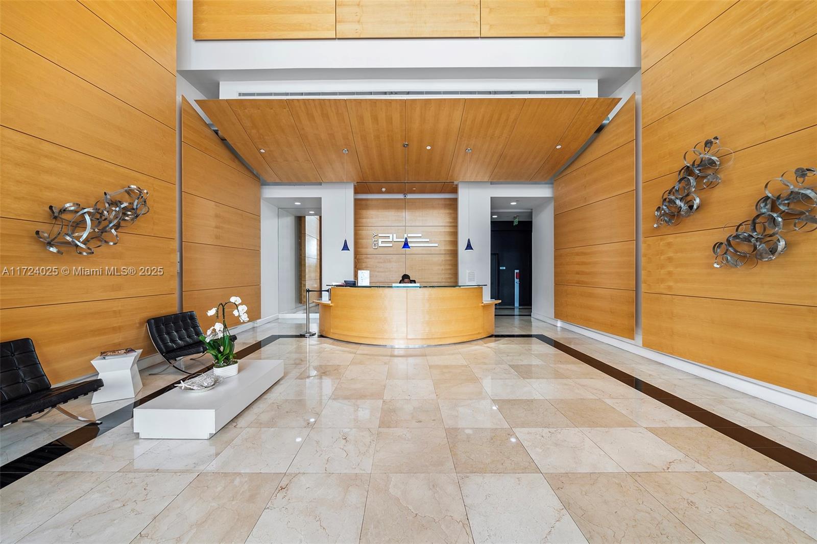 350 NE 24th St # 1104