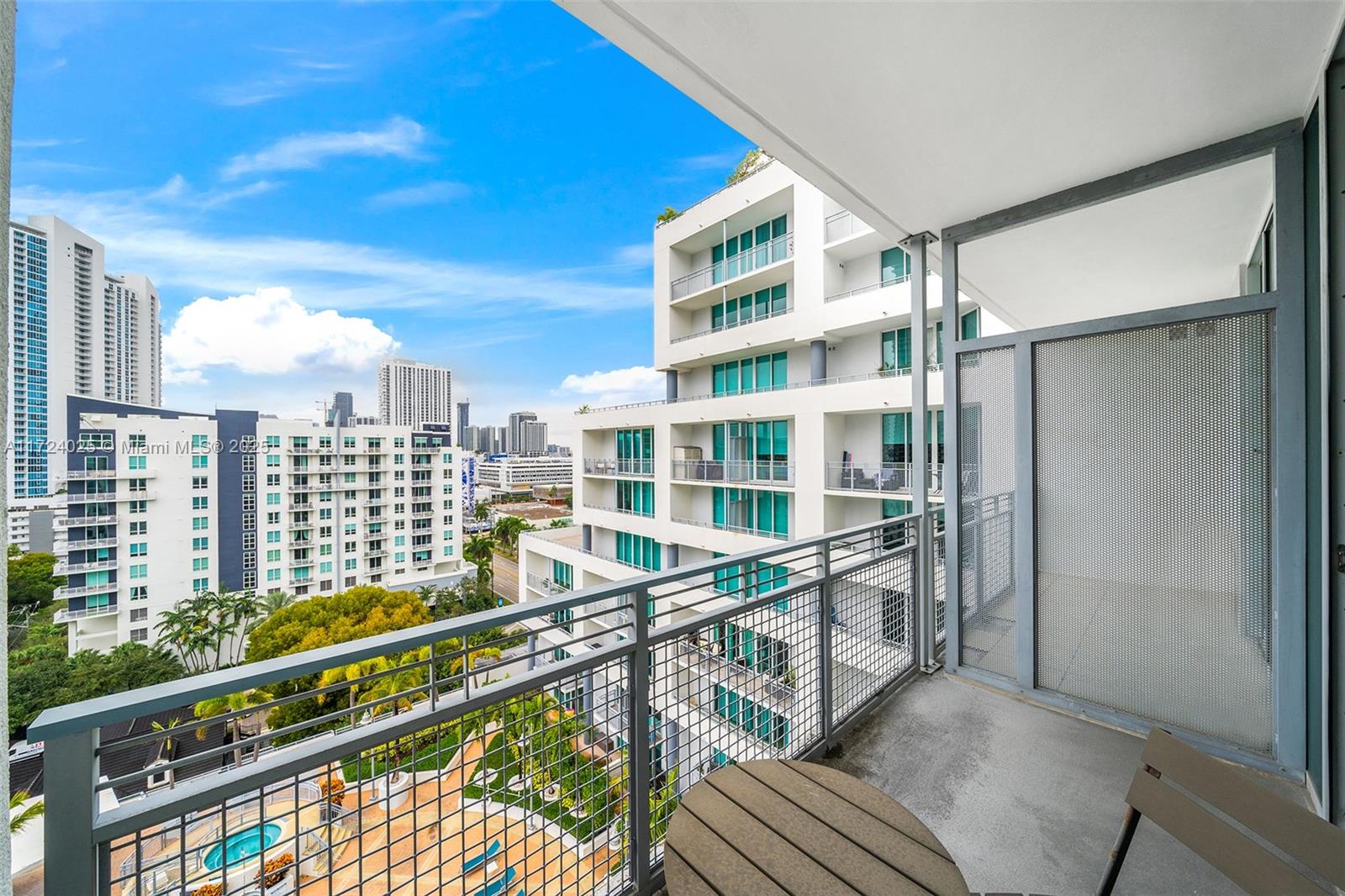 350 NE 24th St # 1104