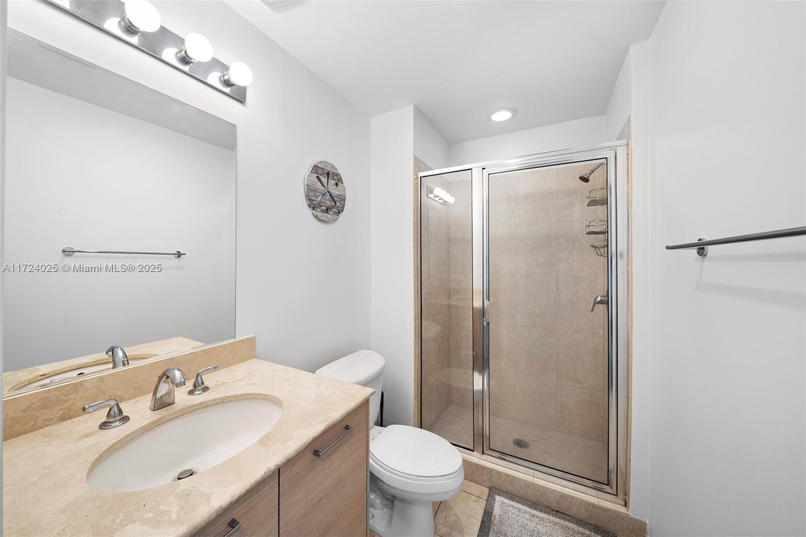 350 NE 24th St # 1104