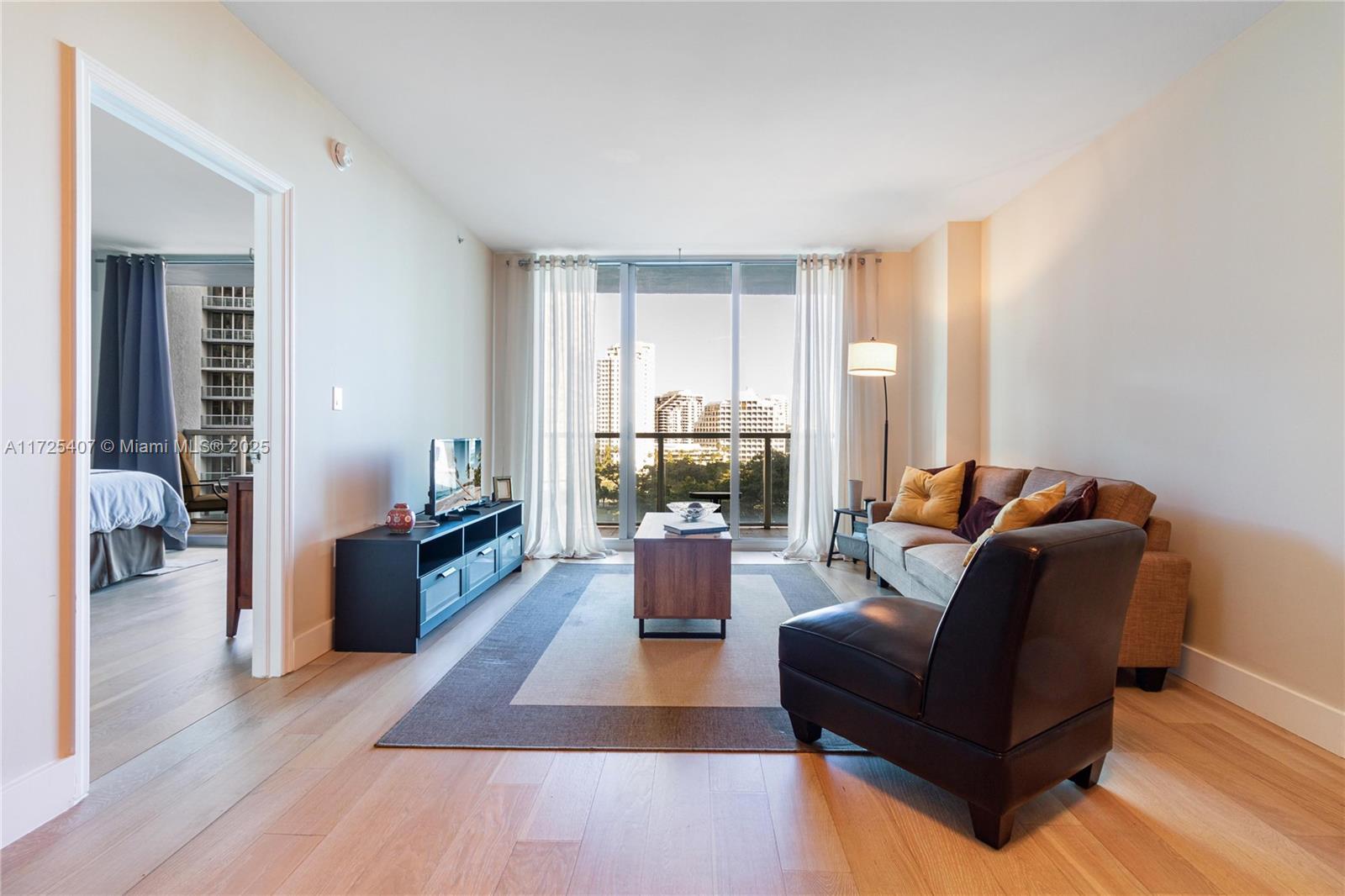 500 Brickell Ave # 800