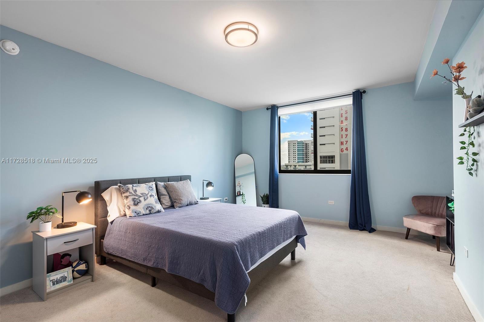 999 SW 1st Ave # 1405