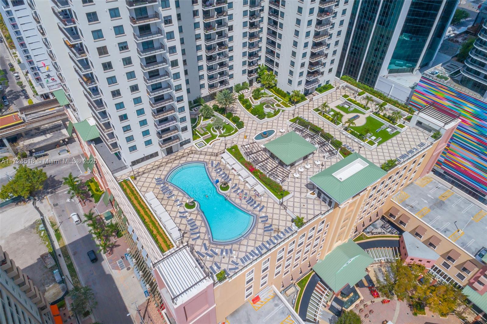 999 SW 1st Ave # 1405