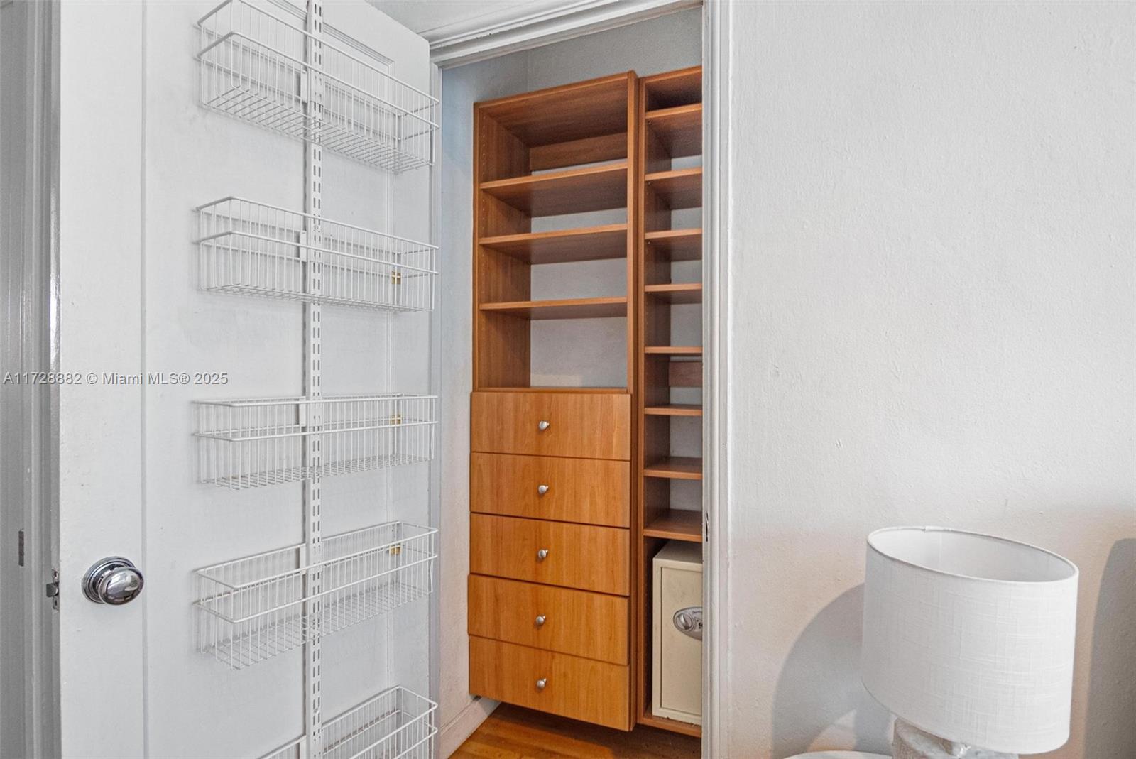 4015 N Meridian Ave # 6