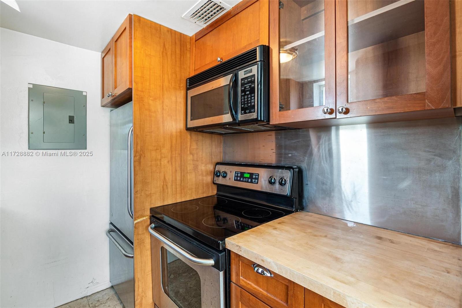 4015 N Meridian Ave # 6