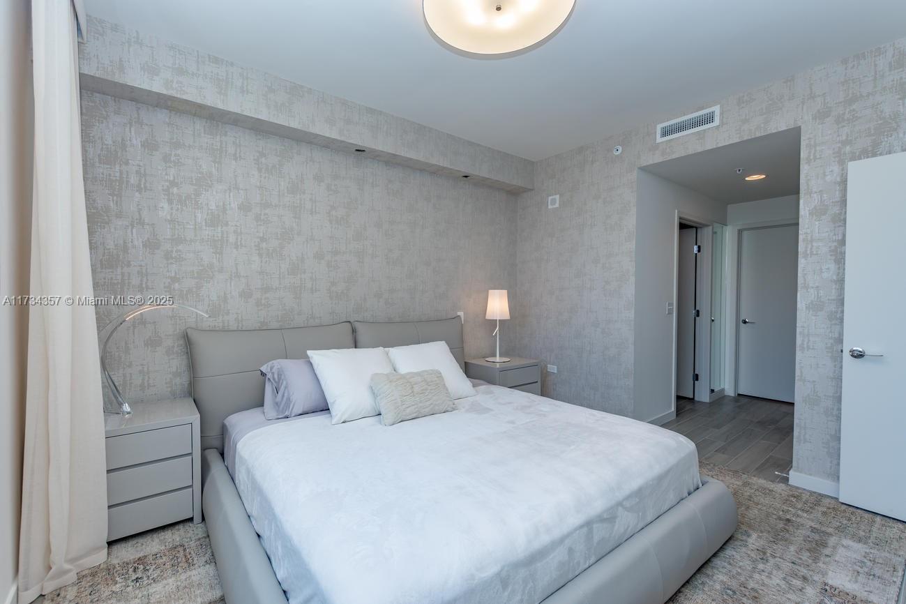 999 SW 1st Ave # 2308