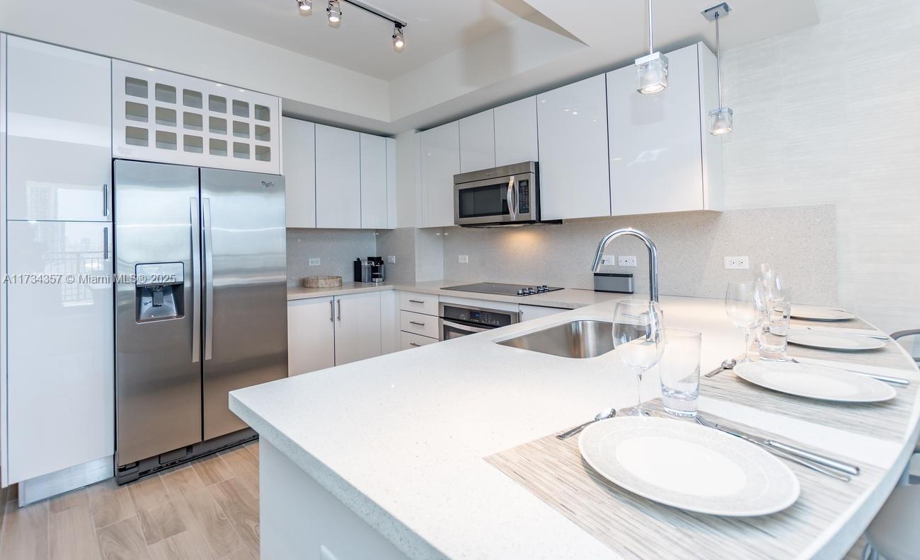 999 SW 1st Ave # 2308