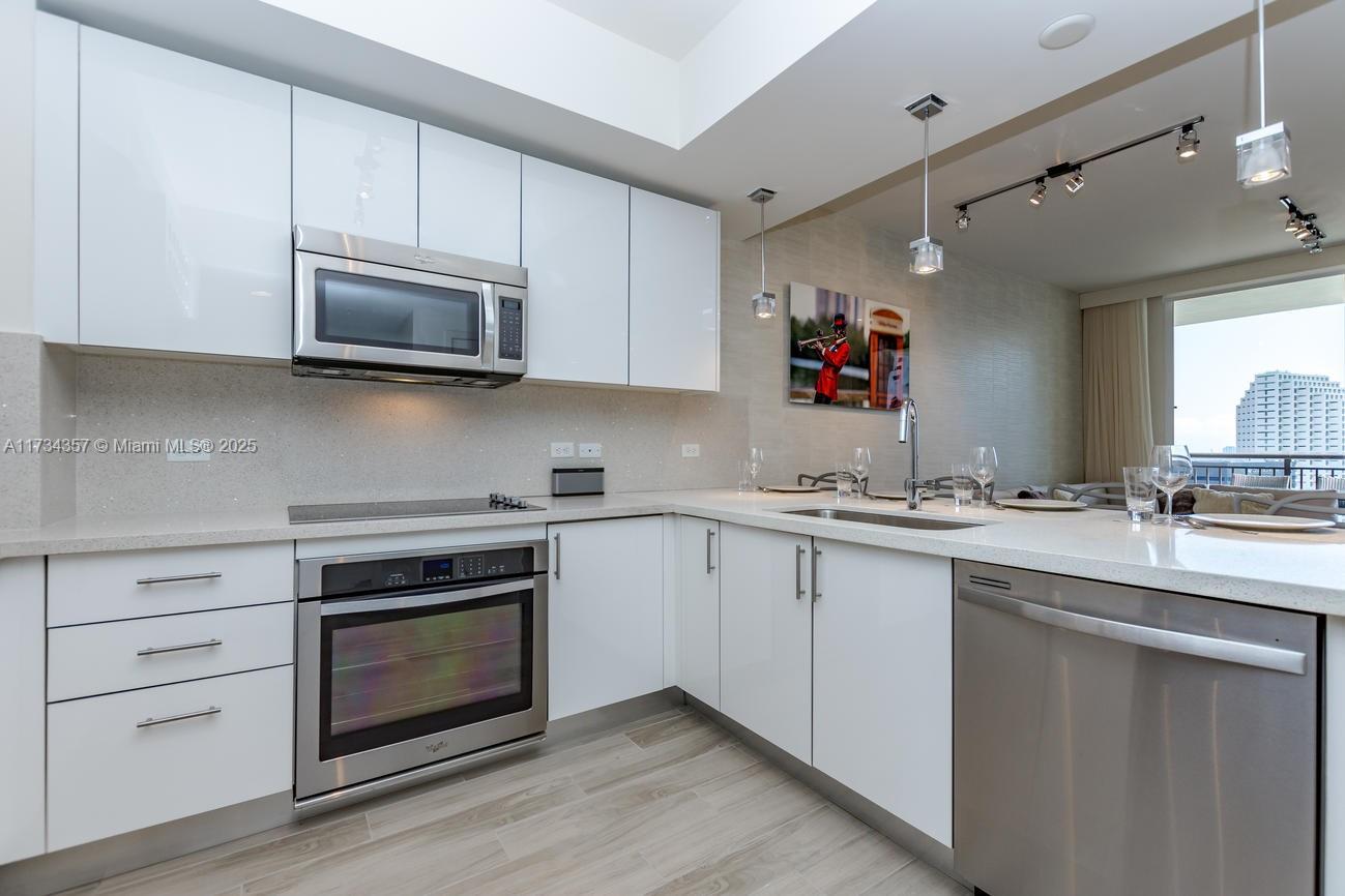 999 SW 1st Ave # 2308