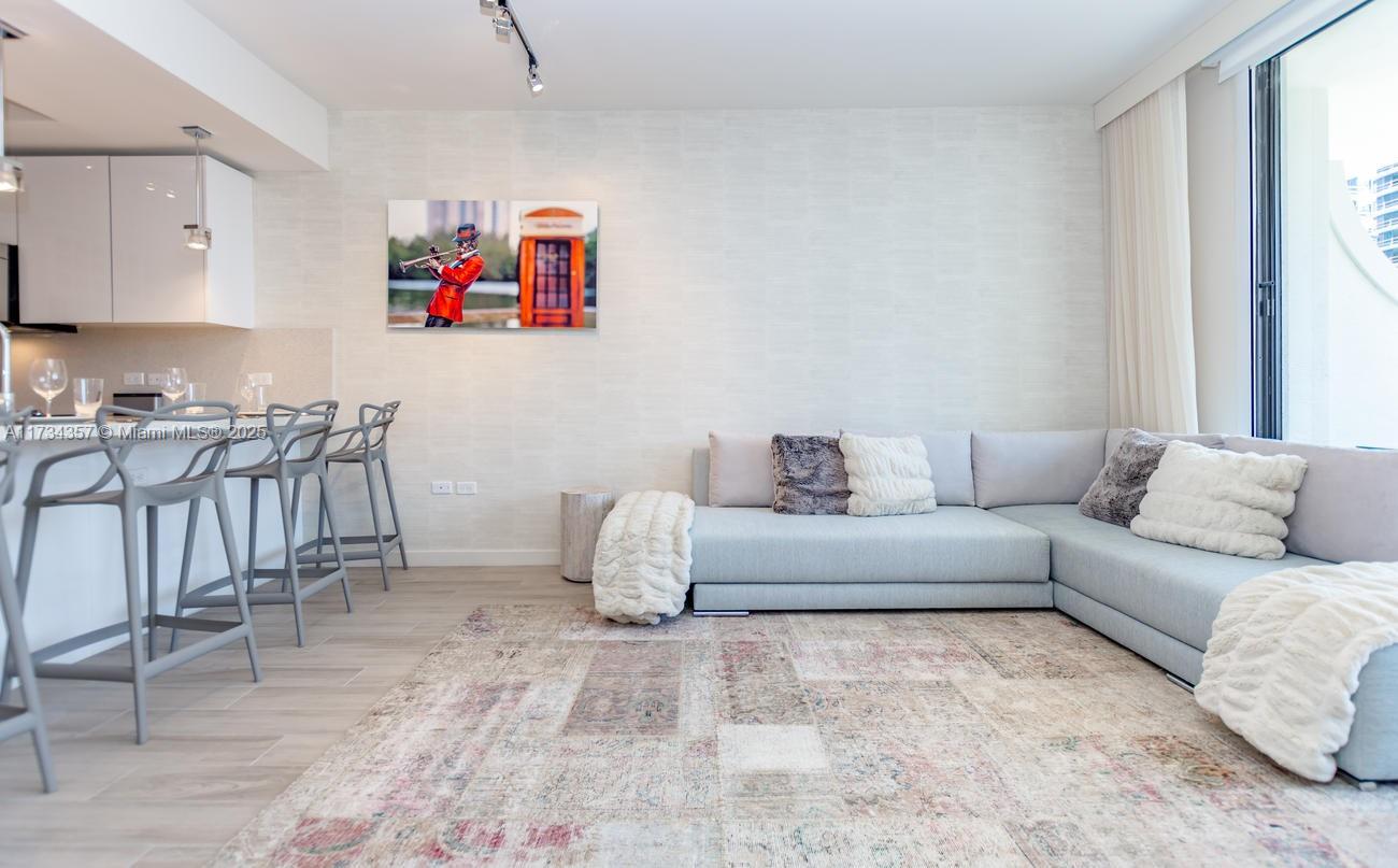 999 SW 1st Ave # 2308