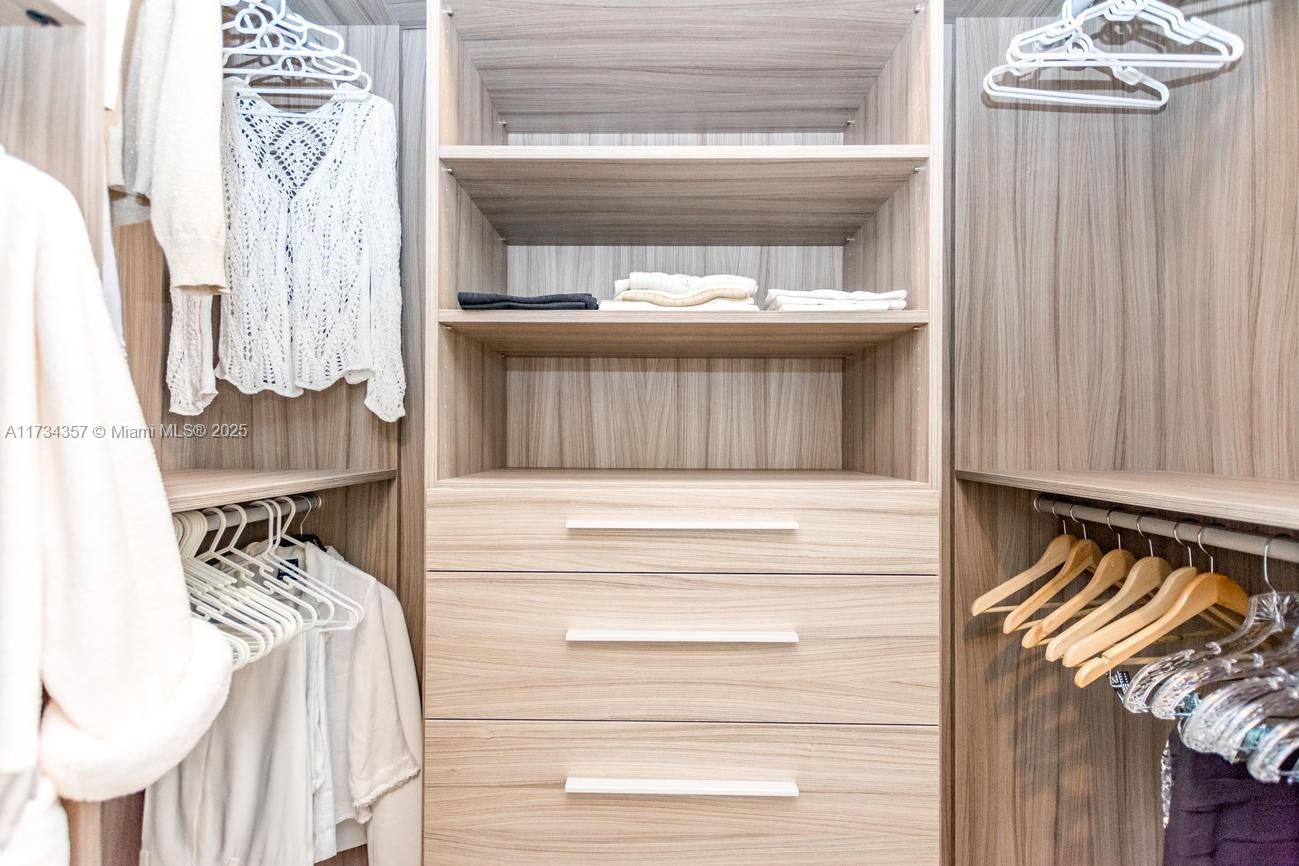 999 SW 1st Ave # 2308