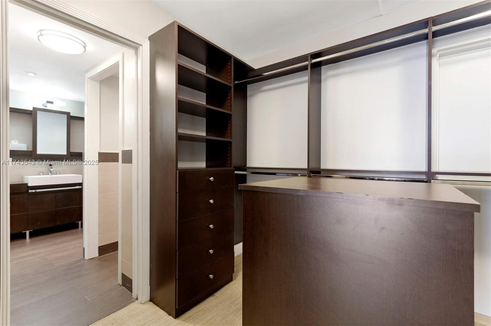 1 Grove Isle Dr # A602