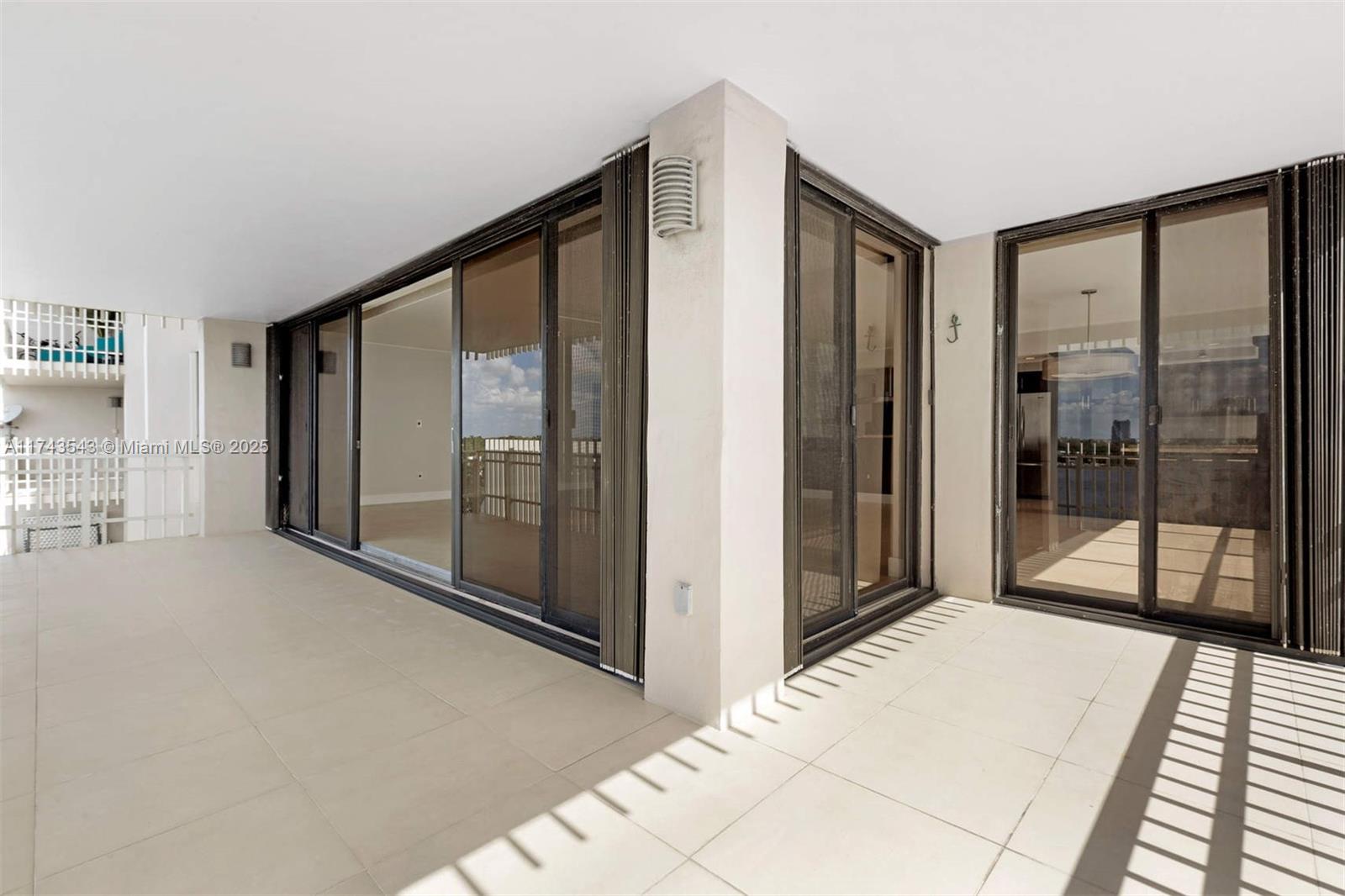 1 Grove Isle Dr # A602