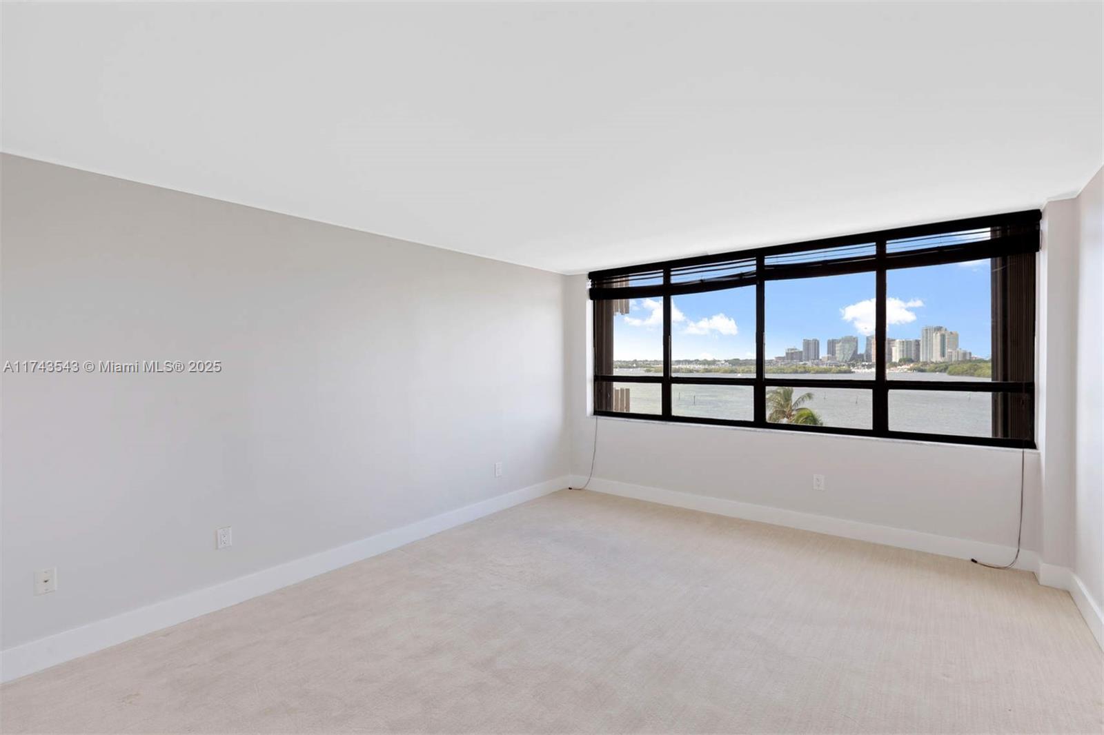 1 Grove Isle Dr # A602