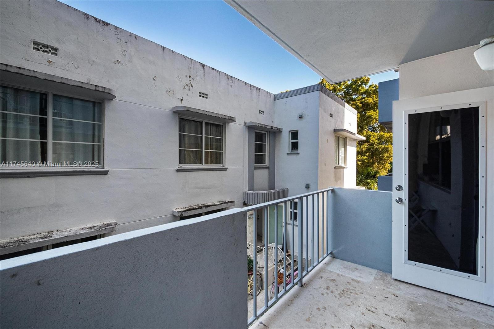 910 Jefferson Ave # 2C